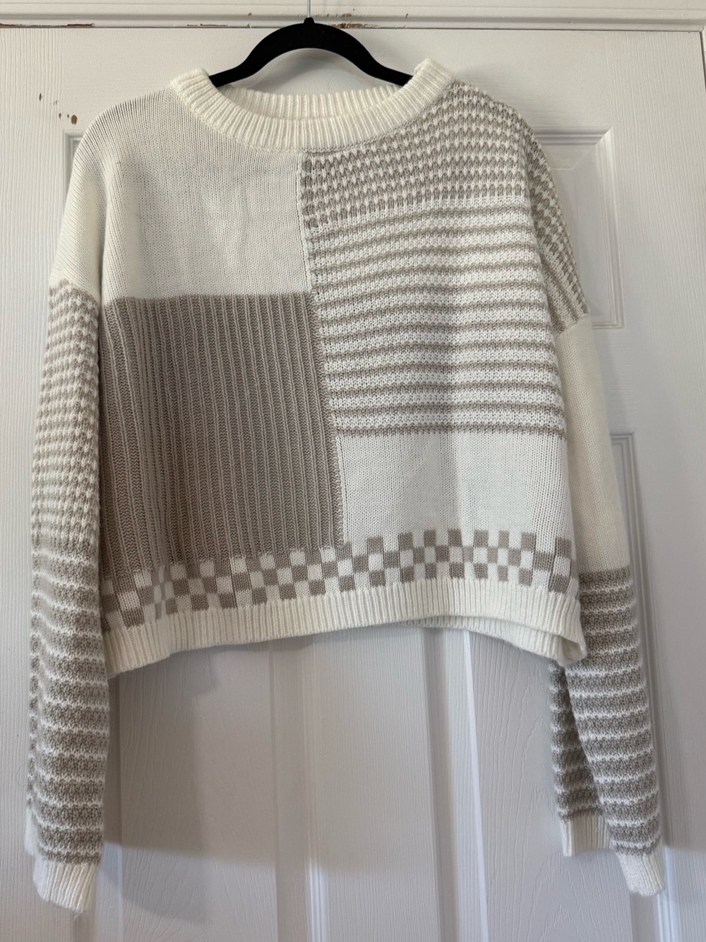 Pink Lily Cream & Taupe Patchwork Crewneck Sweater-Medium